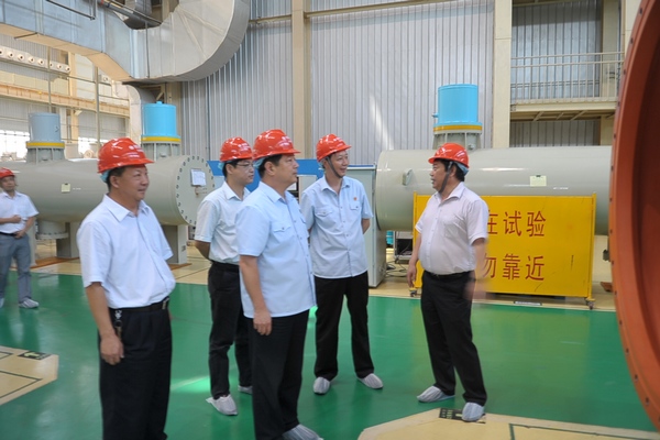 平顶山中院赵鹏举副院长叶建平专委深入平高集团走访调研